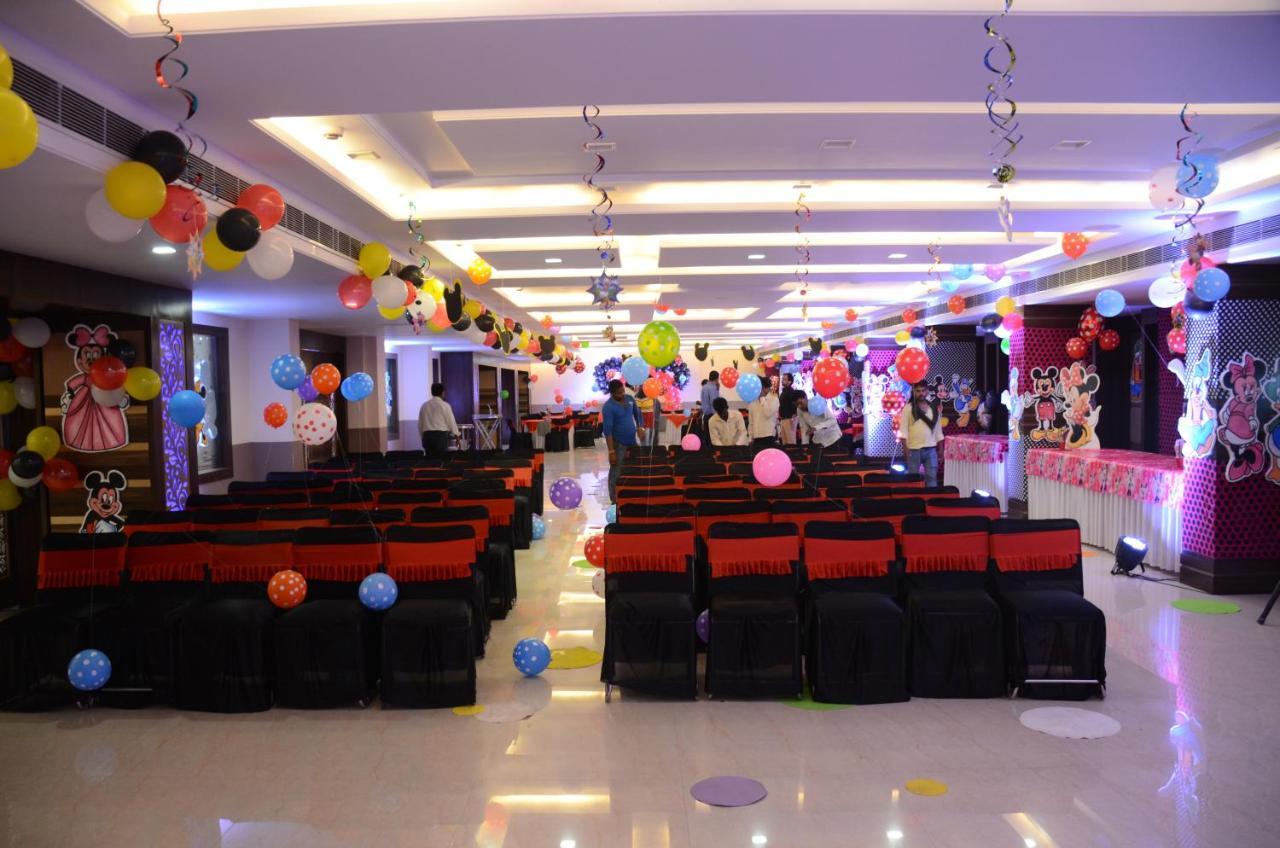 فندق Puja Residency فاراناسي المظهر الخارجي الصورة