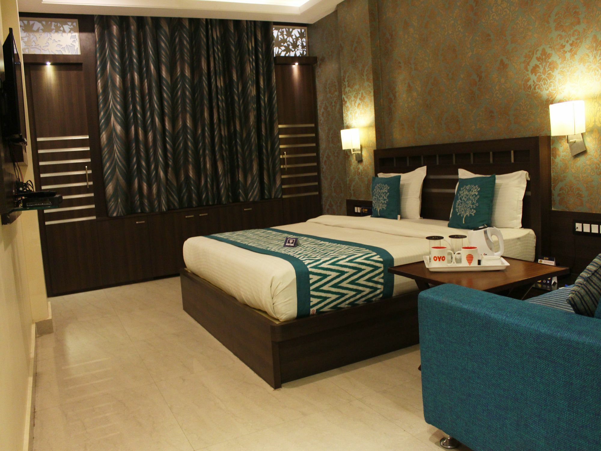 فندق Puja Residency فاراناسي المظهر الخارجي الصورة